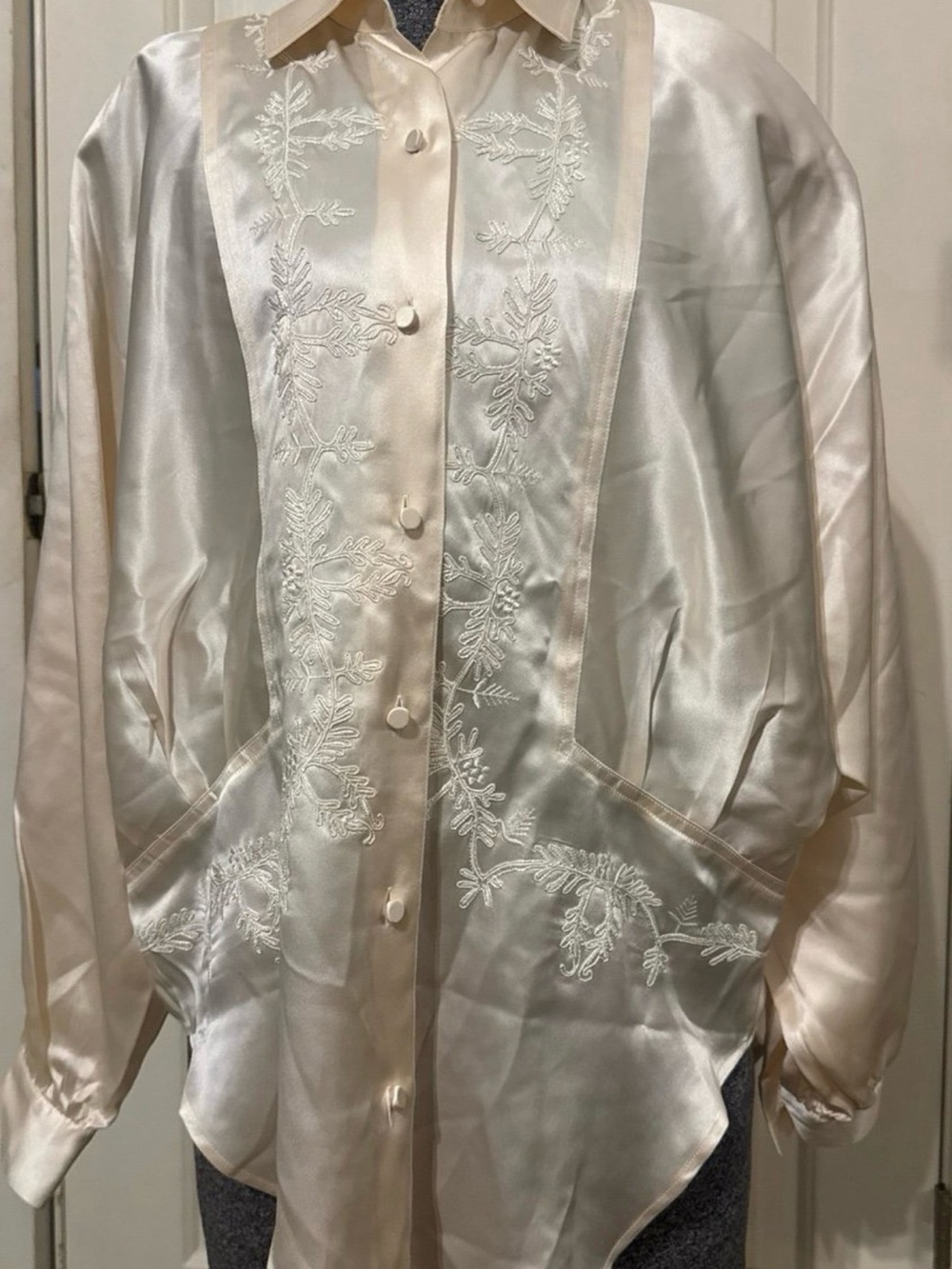 Women's Cream Silk Embroidered Button-Up Jacket